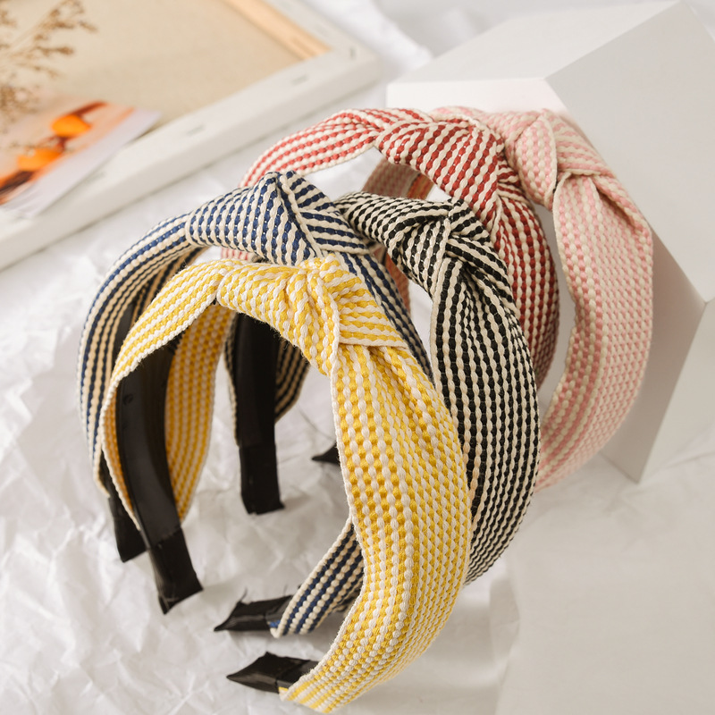 Headband Summer Knit - Geruite hoofdband met brede randen Elegante